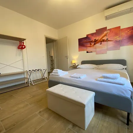 Urban Nest Skyline Retreat Guest house Bologna