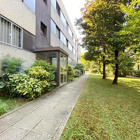 Konukevi Urban Nest Skyline Retreat 4*