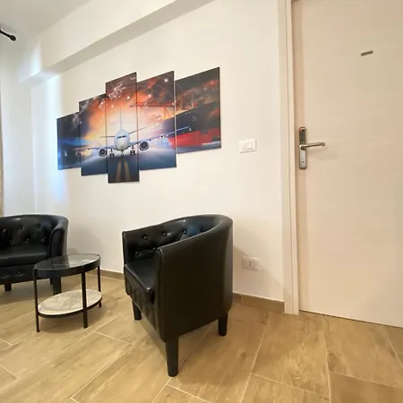 Urban Nest Skyline Retreat