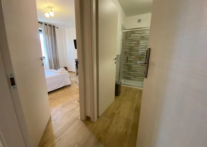 Urban Nest Skyline Retreat 3*