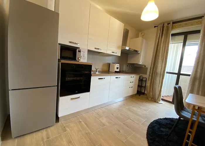 Гостевой дом Urban Nest Skyline Retreat